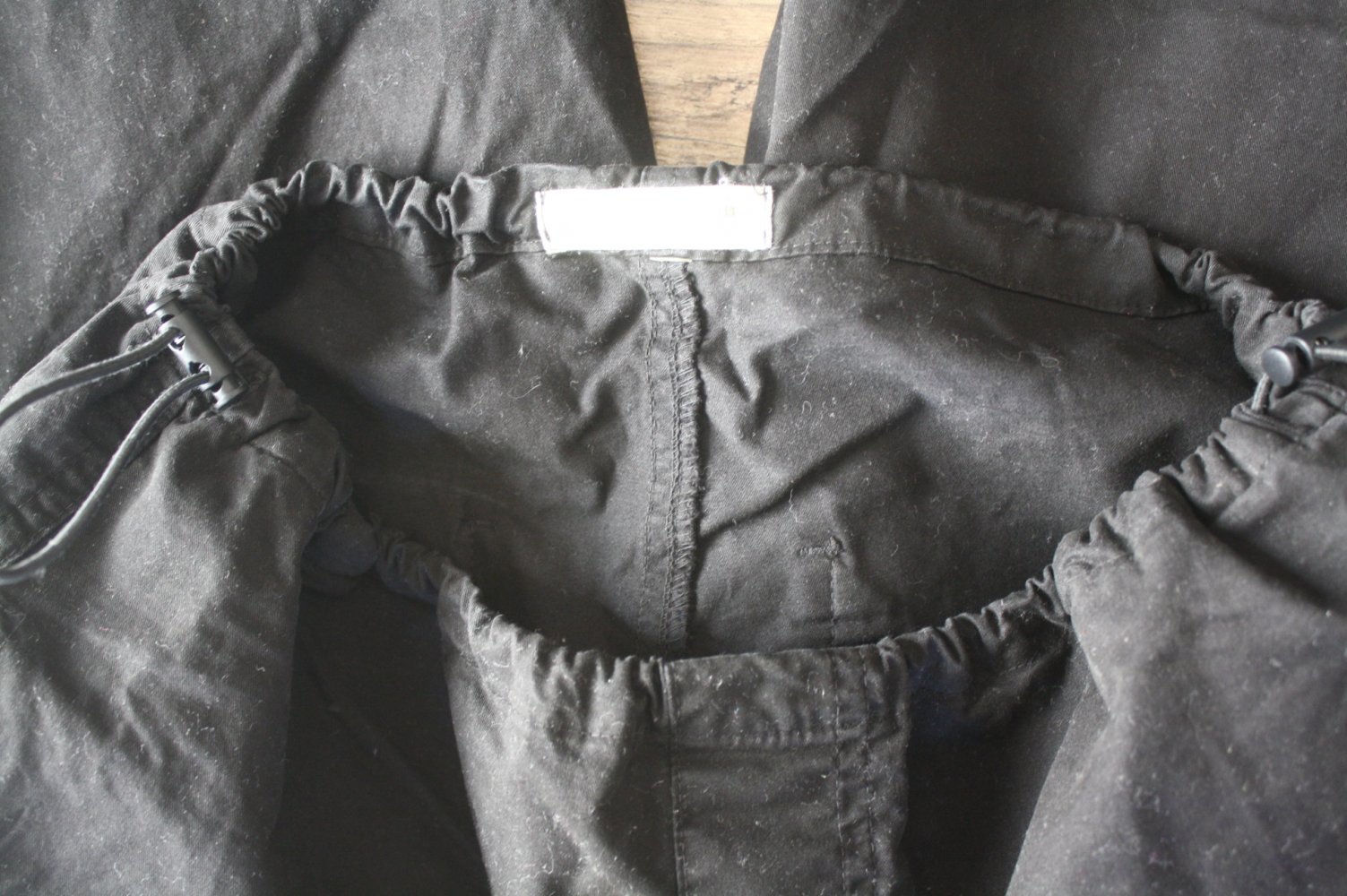 Stradivarius Parachute Pants Fallschirmhose Fliegerhose Cargopant Khaki 34 36 TOP reine Baumwolle