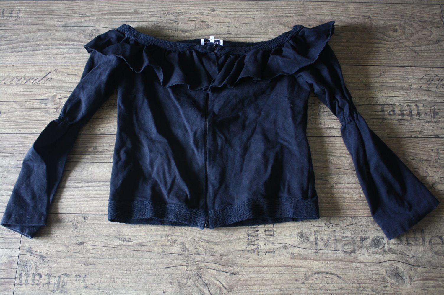 Anne Fontain Paris Rüschenpullover  Voilantpullover Trompetenärmel Glockenärmel  Coachella 42 Luxus Designer NP 250