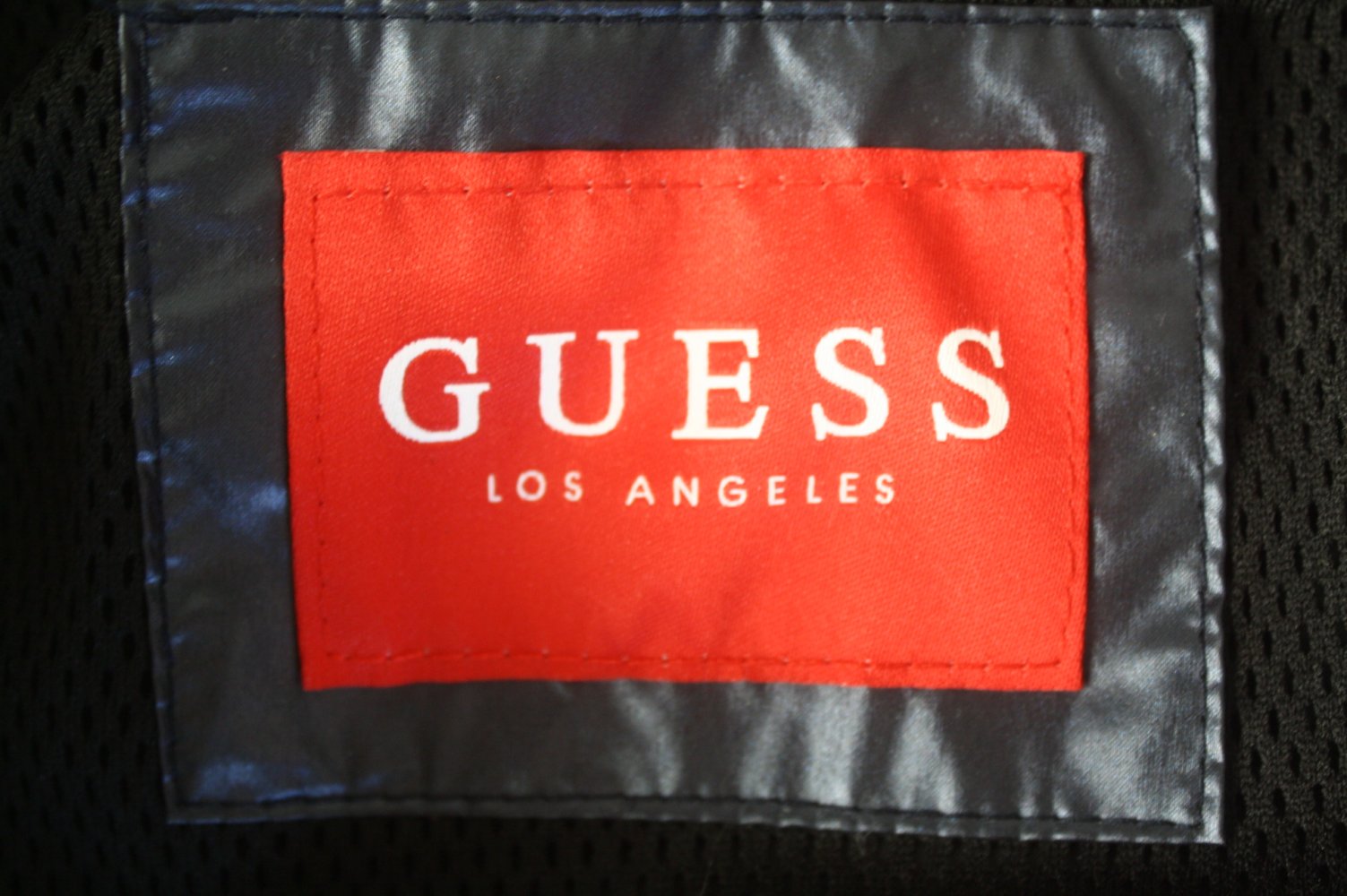 Guess Regenjacke Windjacke Sommerjacke Deutschland Plastikjacke metallic Glanz 34 xs