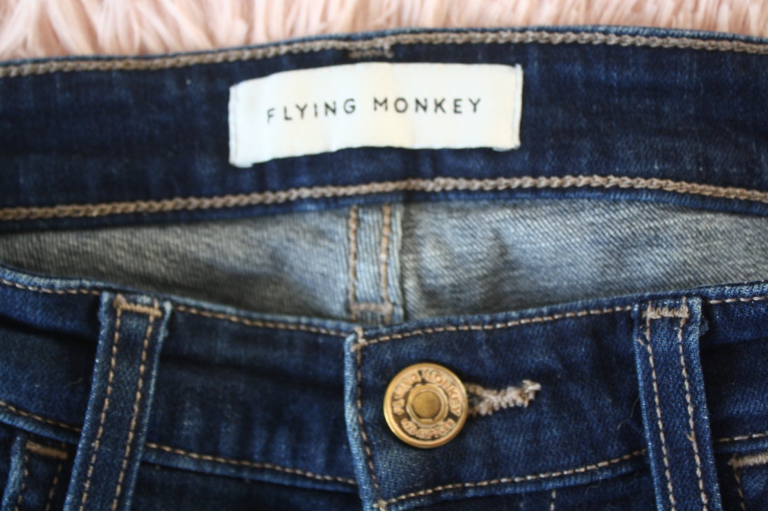 Blue Jeans Ultra Highwaist M 38 Top Zustand Flying Monkey Skinny  Stretch Schlitz am Bein 