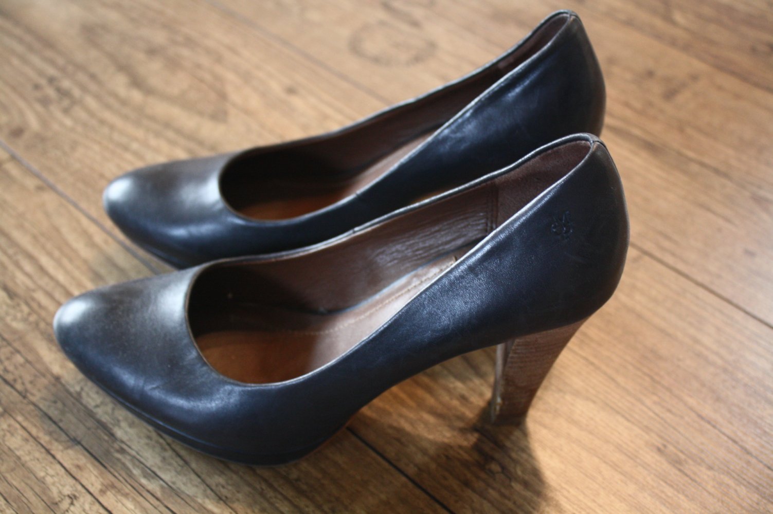 Marc O Polo Heels Lederheels Echtlederpumps Hackenschuhe Absatzschuhe 38.5- 39 Pumps echtes Leder schwarz klassisch