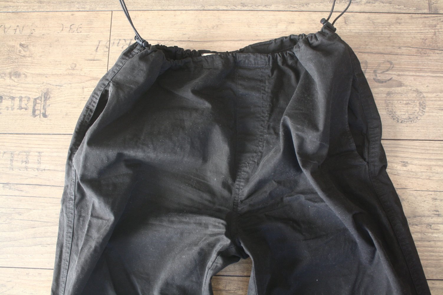 Stradivarius Parachute Pants Fallschirmhose Fliegerhose Cargopant Khaki 34 36 TOP reine Baumwolle
