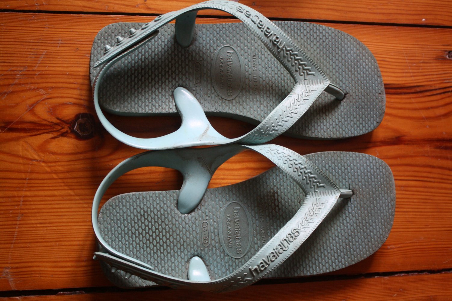 Havaianas Trekking Zehentrenner Zehen Sandalen Clogs Flipflops 37