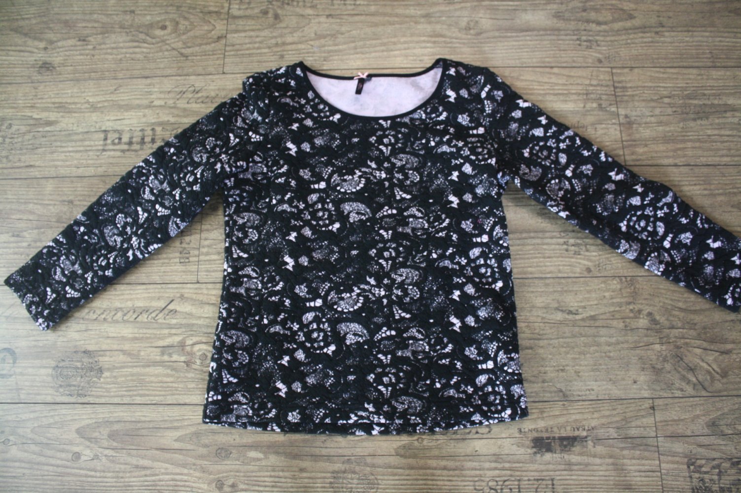 Lovelle Langarmshirt Langarm Pulli gemustert Relief 40 42 Rosen Blumen Mille fleur 