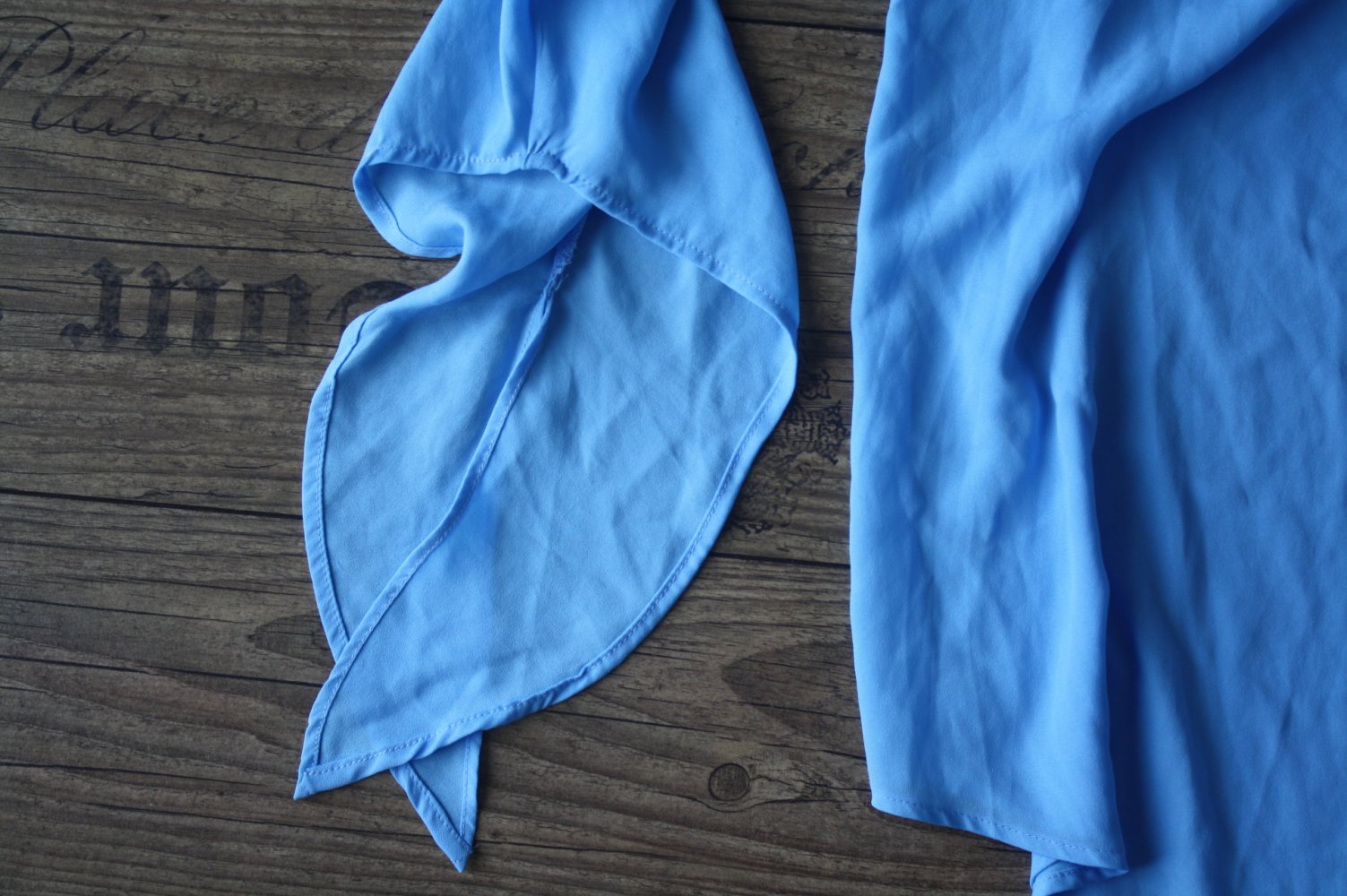 Finn&Grace Blaue Bluse wie ein Windhauch S 38  Zustand 10/10 Zipfelärmel Trompetenärmel Hippiebluse Gypsy 
