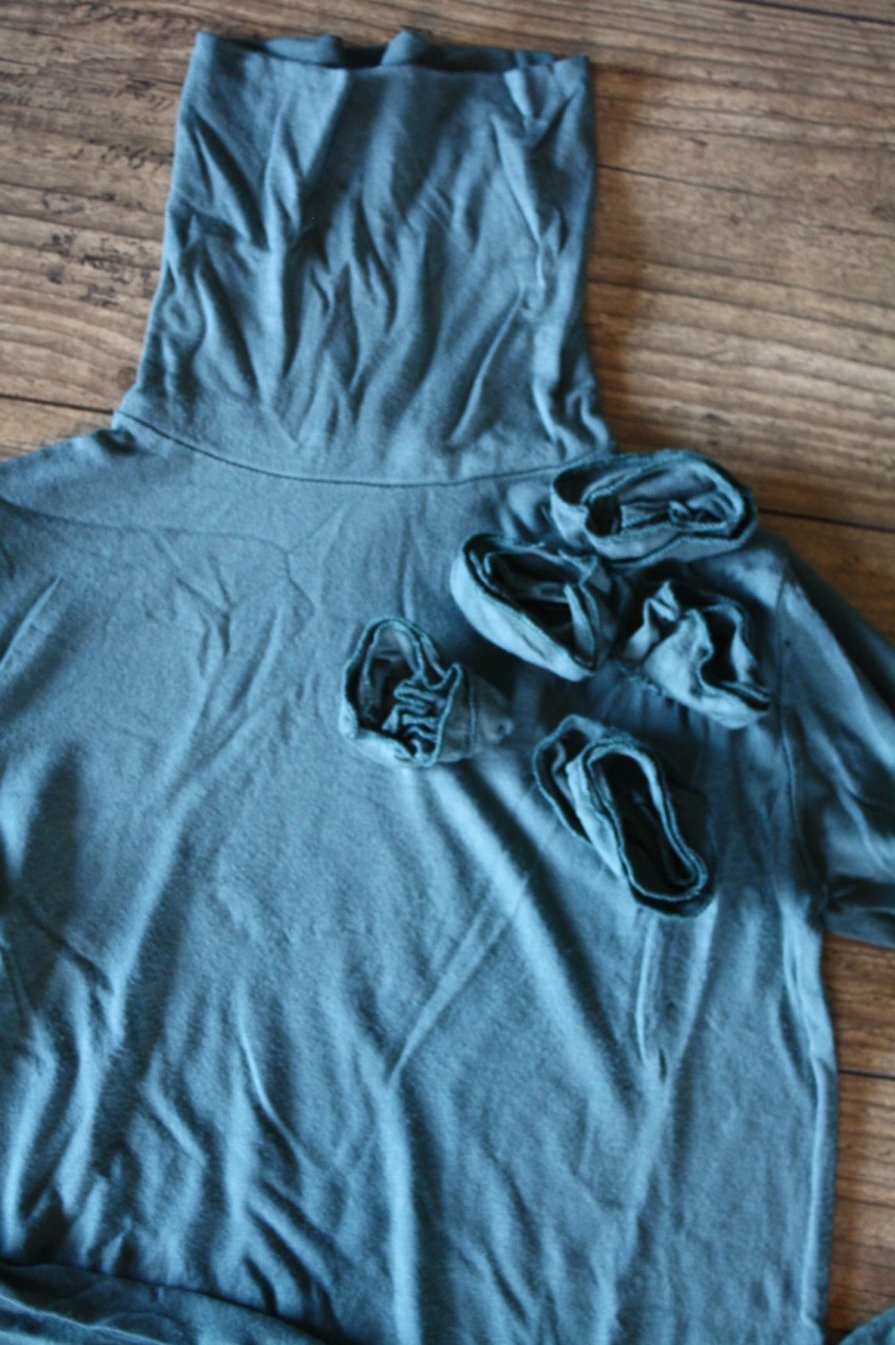 Made in Italy Saxx Sweatrolli Rollkragenpulli Sweatshirt Rollkragen Sweatpullover Stoff Rosen XS 34 