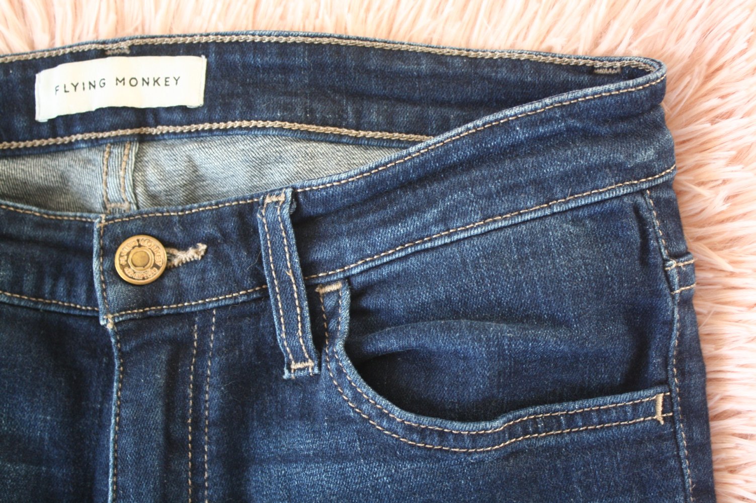 Blue Jeans Ultra Highwaist M 38 Top Zustand Flying Monkey Skinny  Stretch Schlitz am Bein 