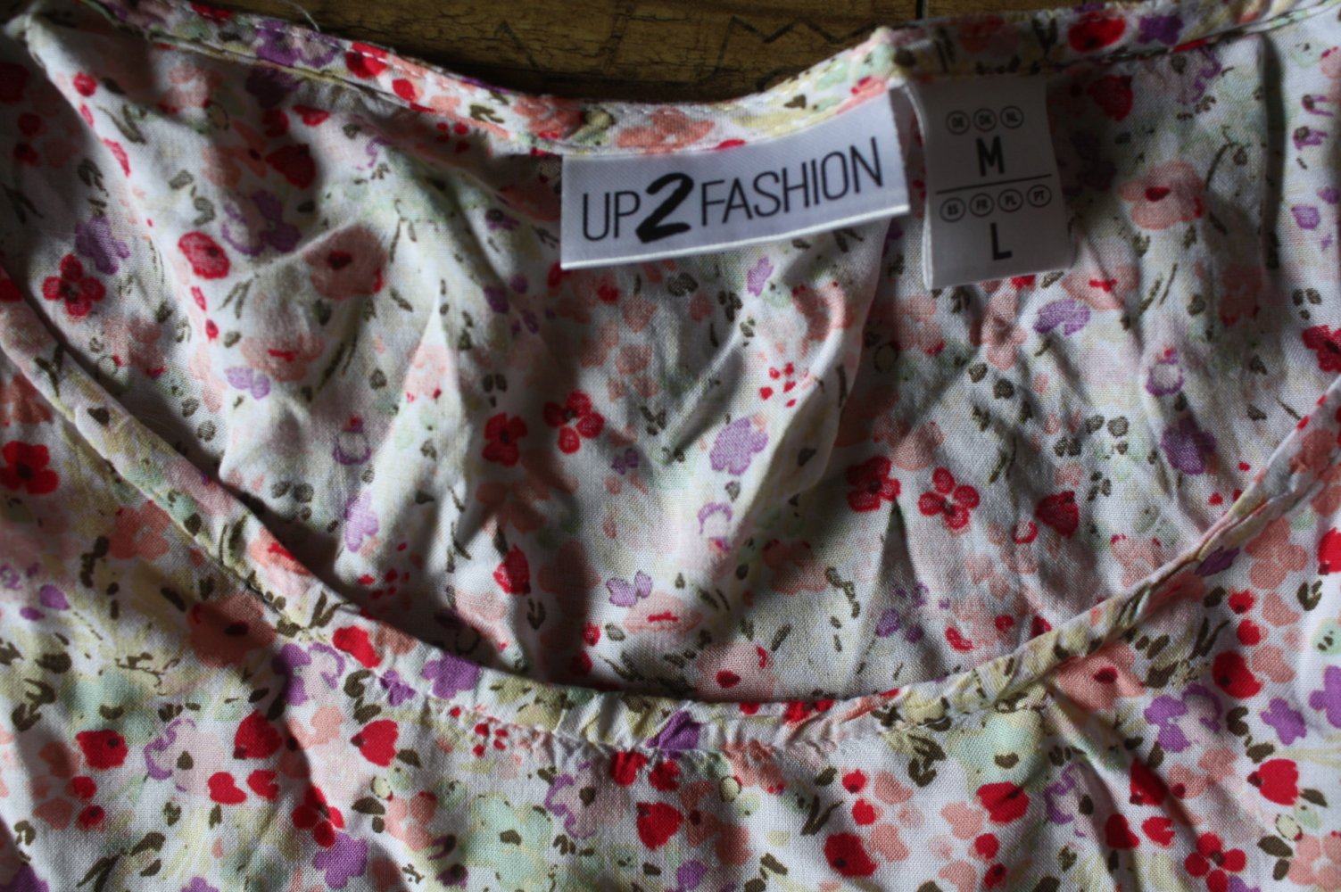 Ultraleichte Zarte Blumenbluse Bluse geblümt Mille Fleur Sommerbluse Mille Fleur 40 42 Blusenshirt 