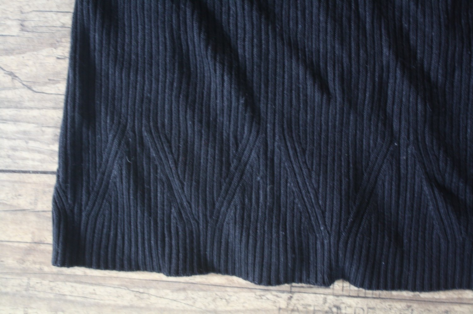 Strickpulli Rippenstrick Langarmshirt Langarmpulli Pulli schwarz gerippt 34 XS Cut Out