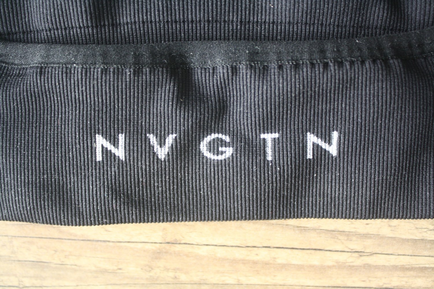 NVGTN Sport Bustier Sport Bh Sport Bra schwarz neu ohne Etikett S 36 75 B -75 C