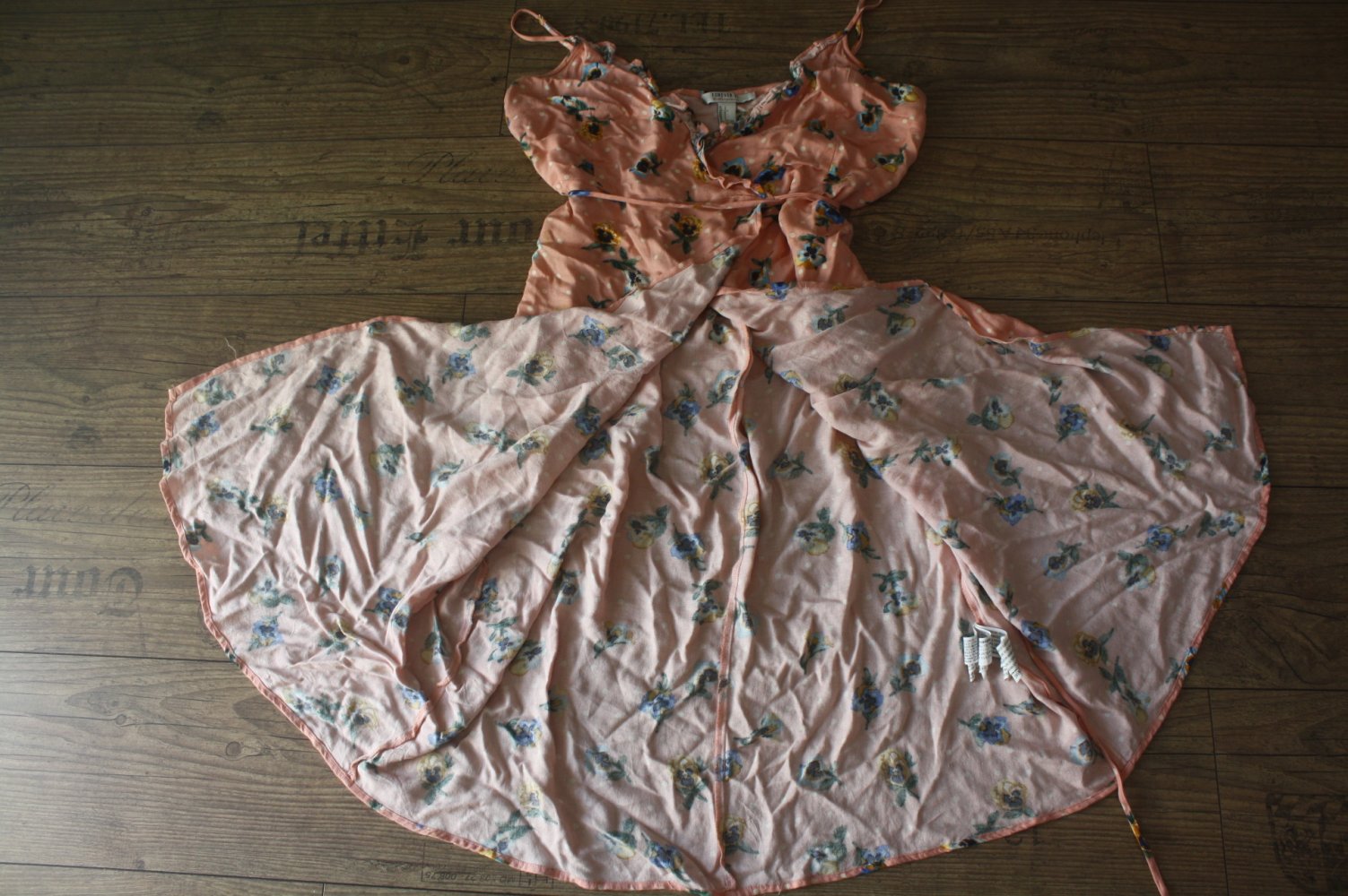 Forever 21 MidiMaxi Wickelkleid Boho Midikleid Maxikleid apricot geblümt Blumenkleid L 40
