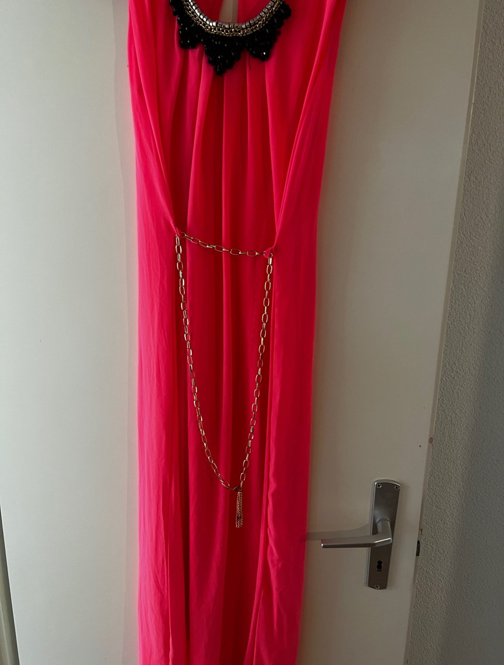 Pinkes Kleid
