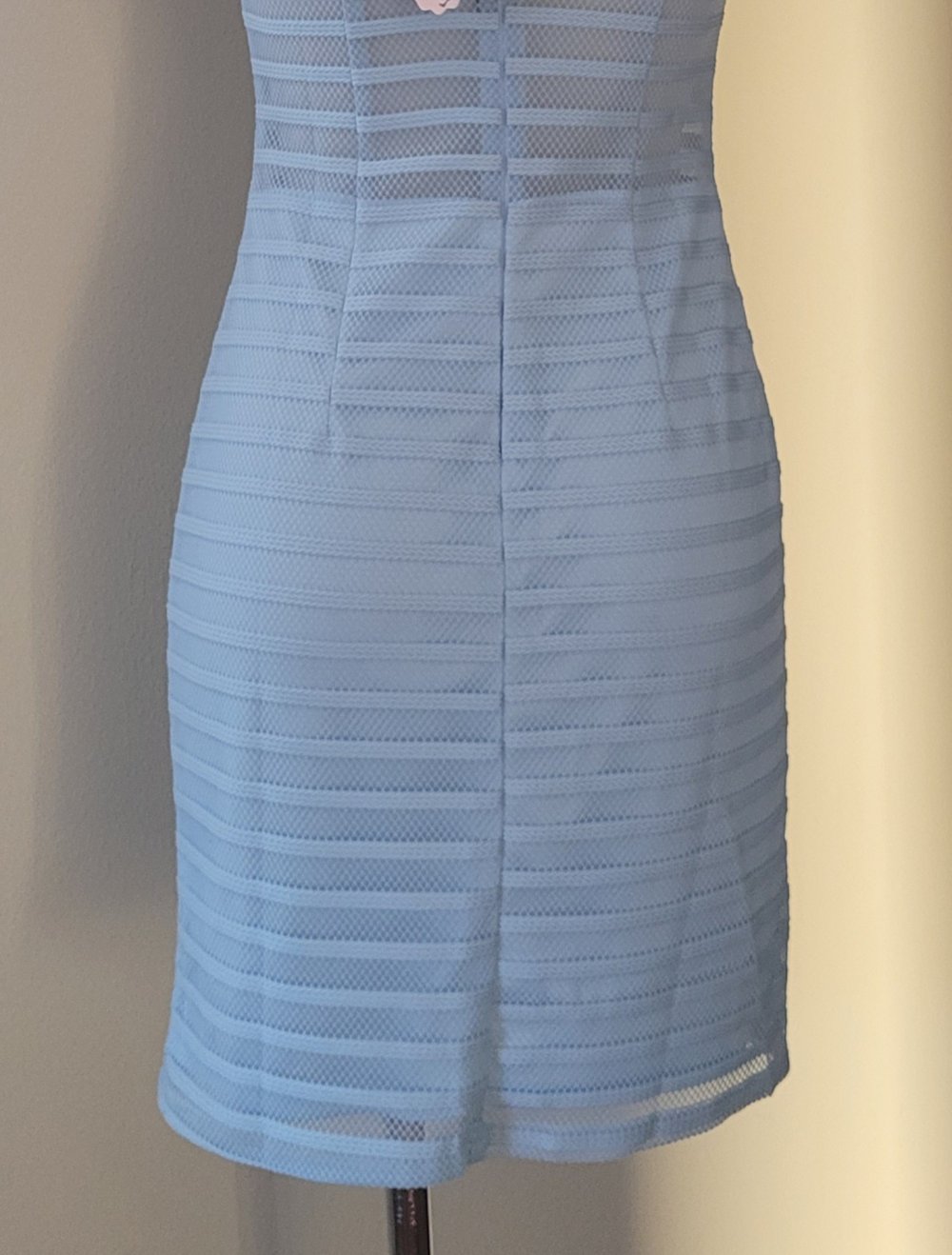 Kleid ungetragen