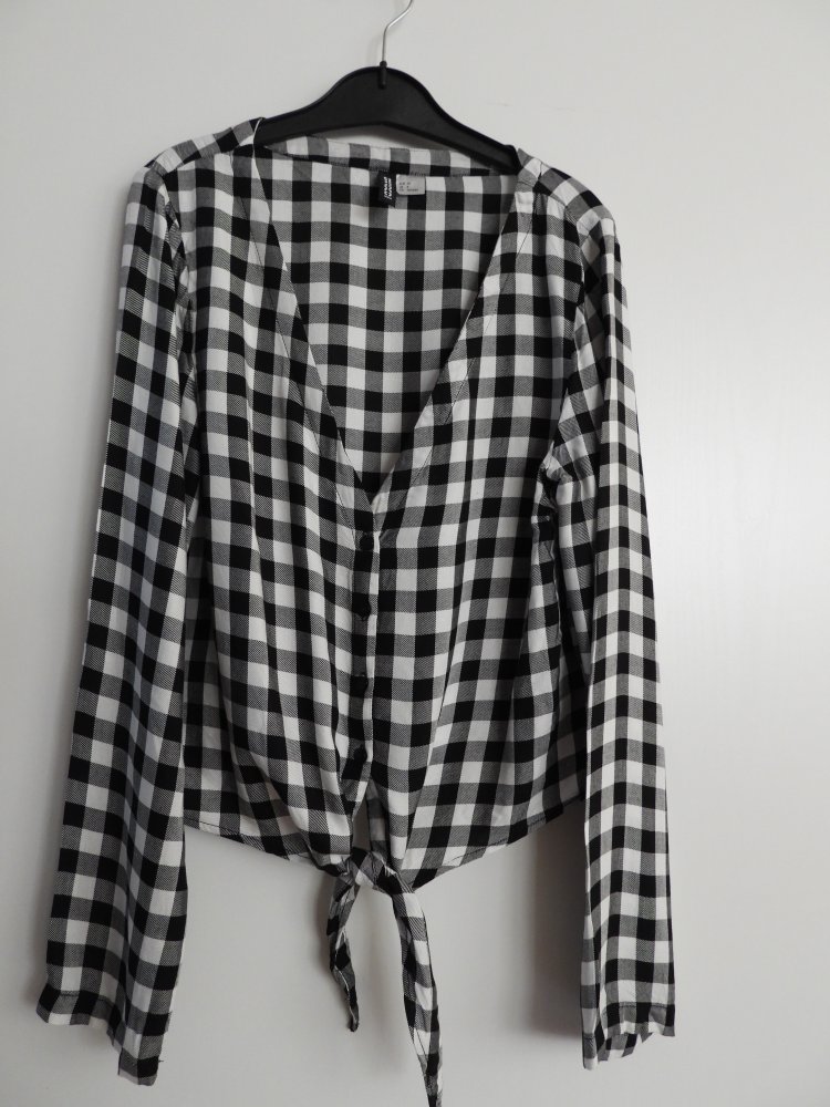 Leichte Wickelbluse