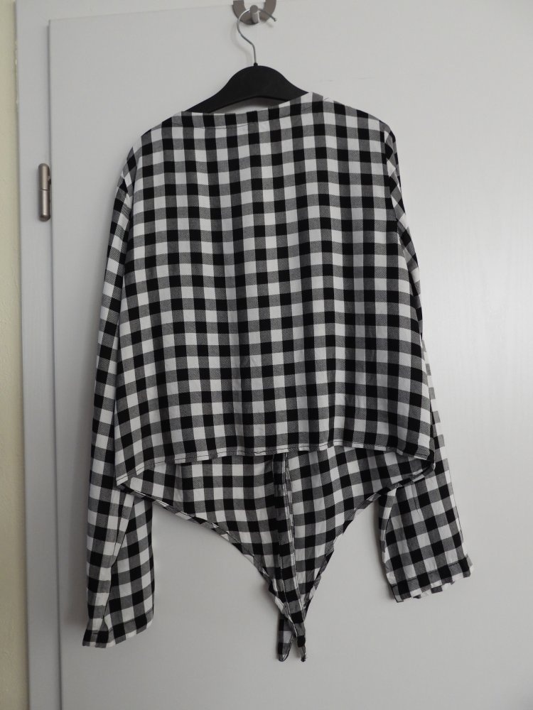 Leichte Wickelbluse