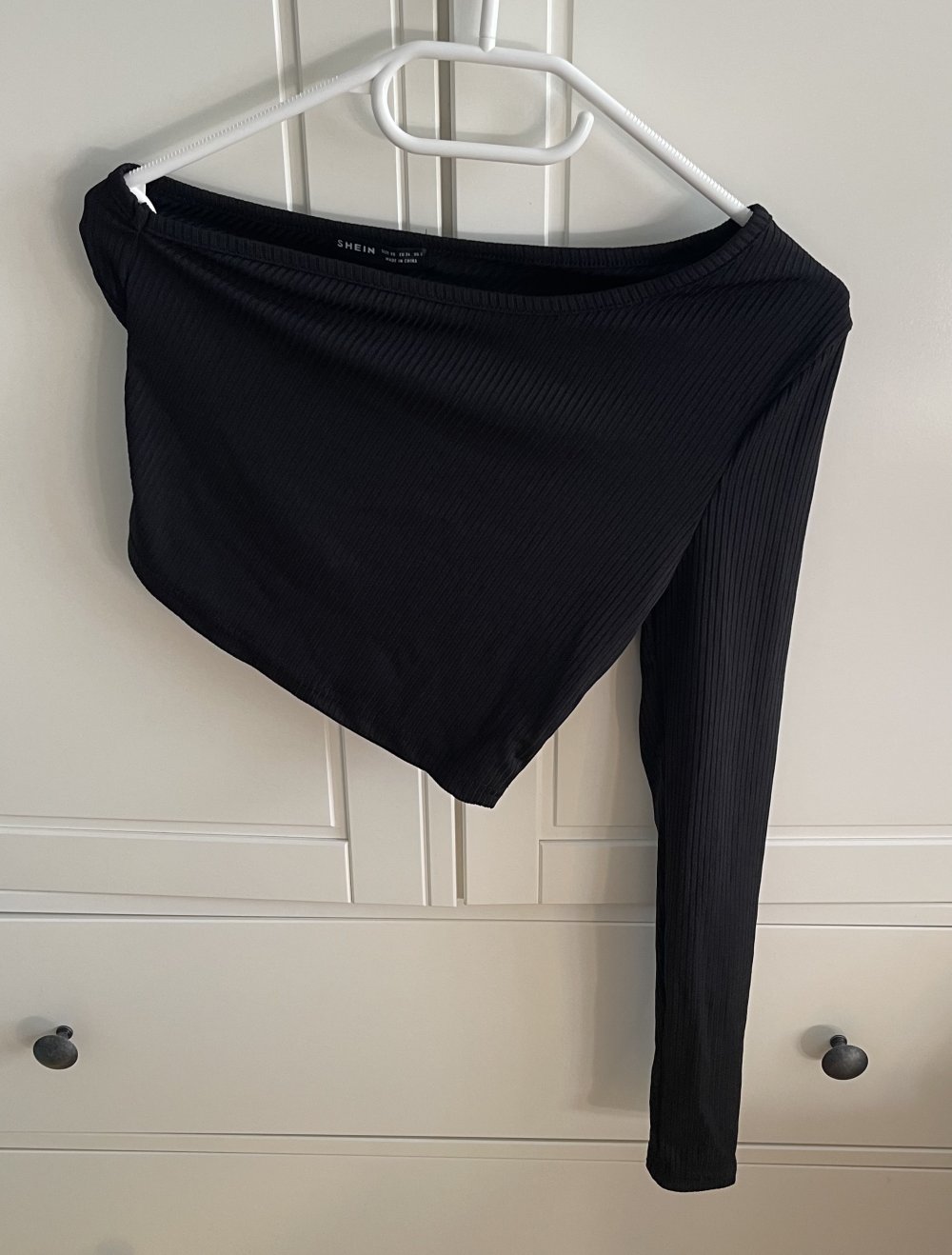 4 Tops je 4 Euro