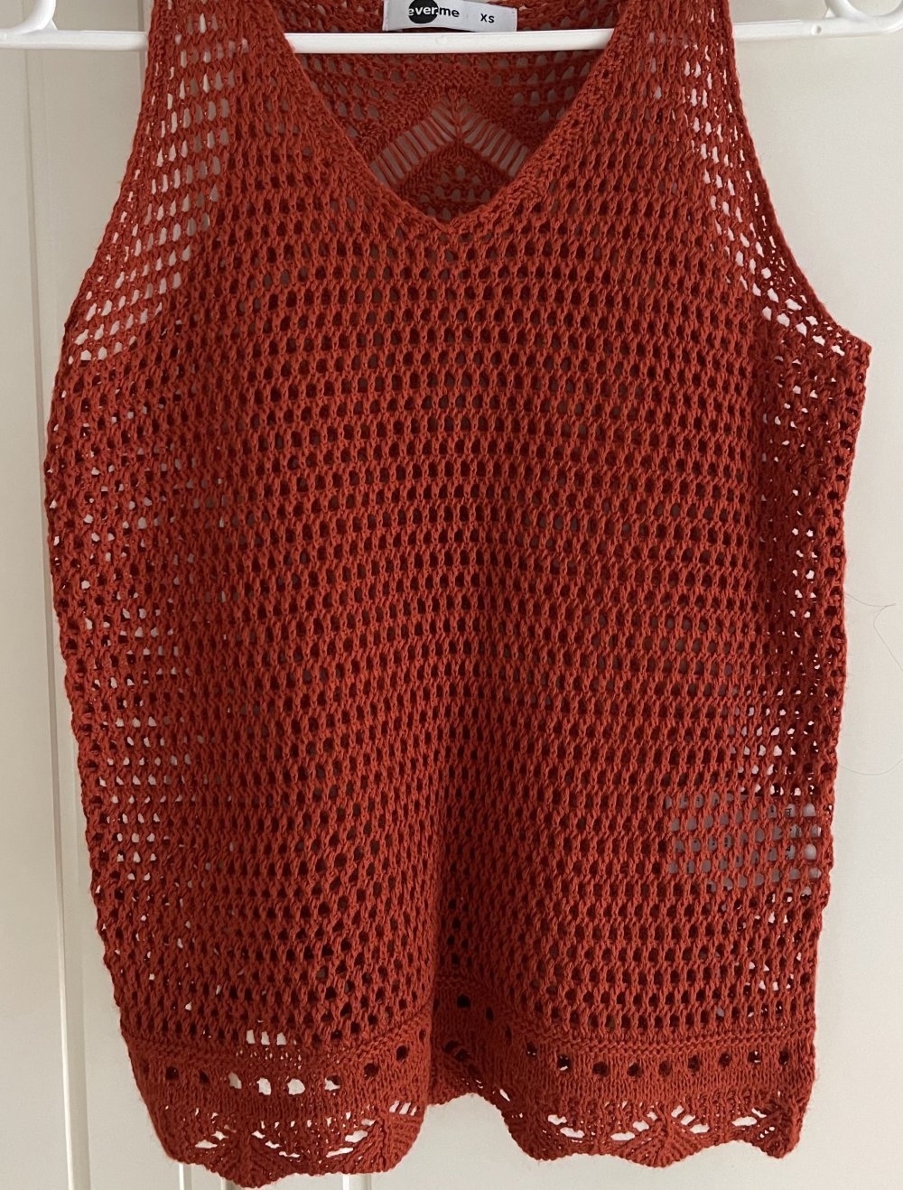 4 Tops je 3 Euro