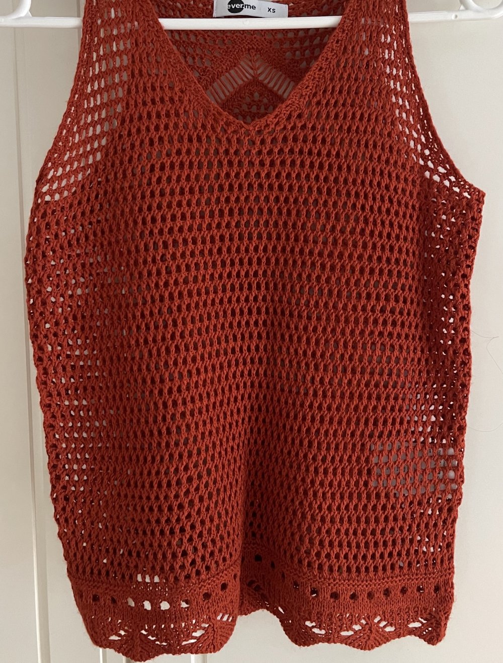 4 Tops je 3 Euro