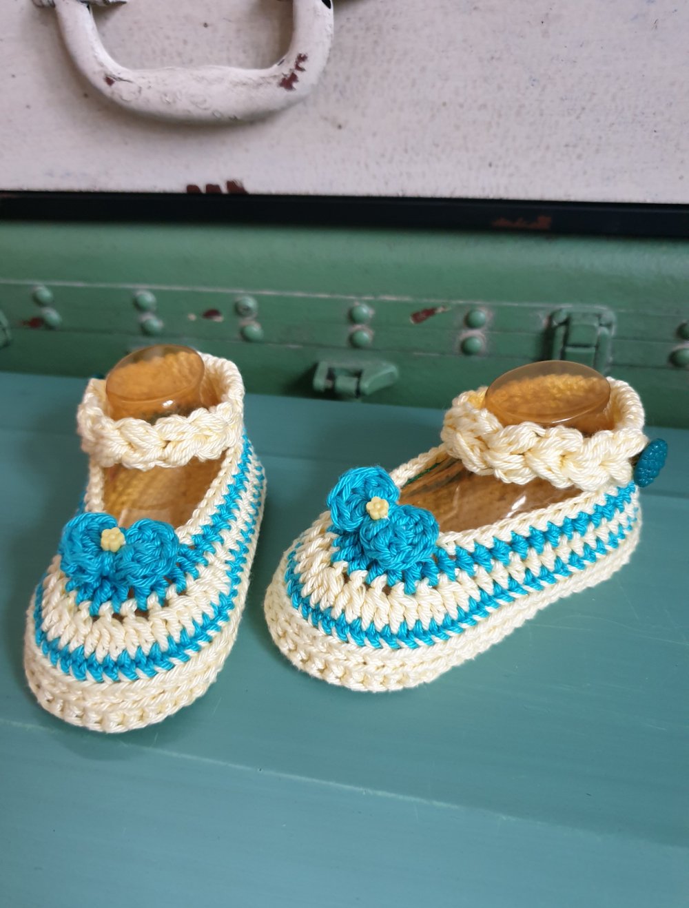 Paket 3-teilig NEU Babyschuhe / Häkelschuhe / Schuhpaket