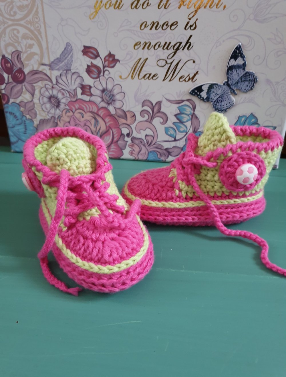 Paket 3-teilig NEU Babyschuhe / Häkelschuhe / Schuhpaket