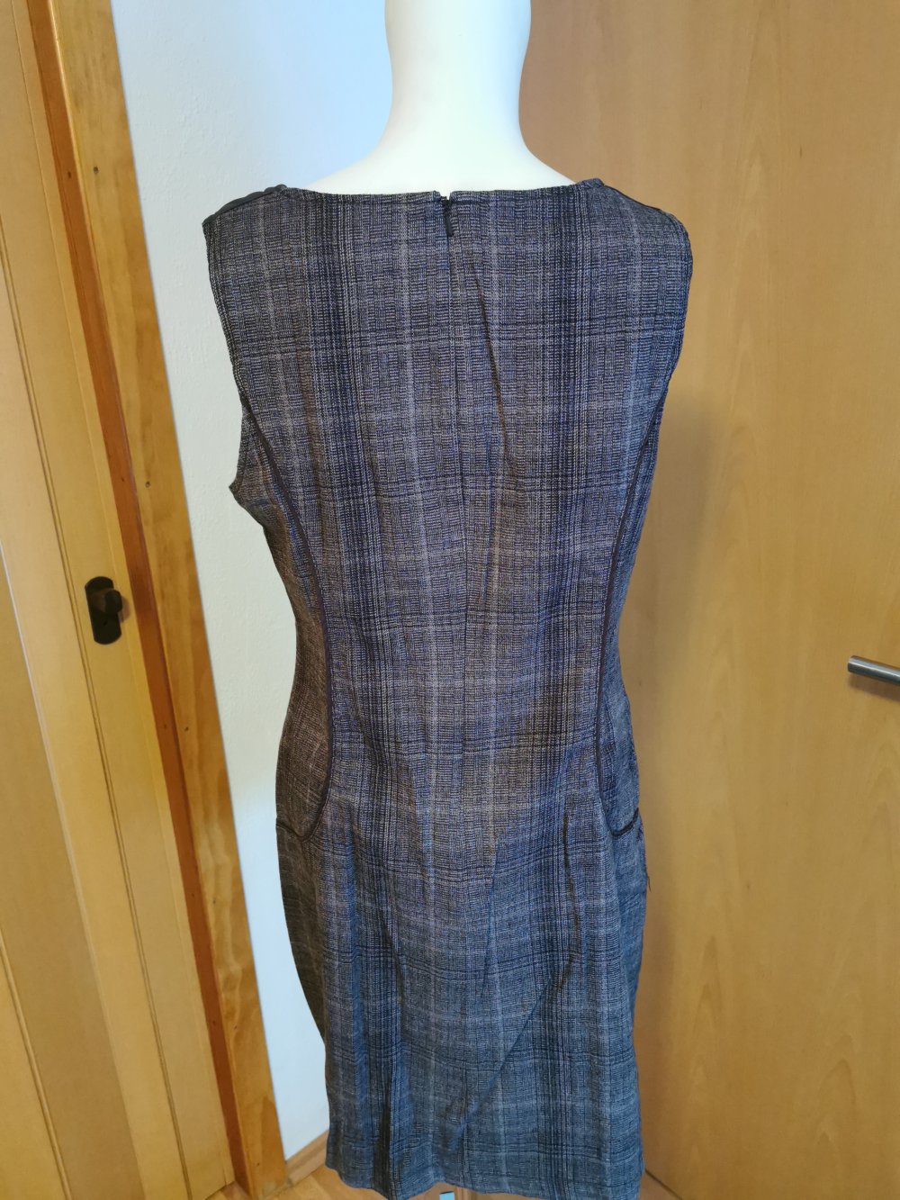 schwarz-grau kariertes Damen- Business- Kleid, von „Street one“,Gr. 40