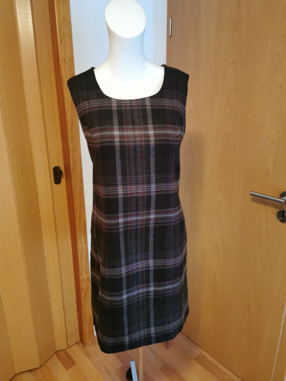 schwarz kariertes Damen- Business- Kleid, von „Vivance“, Gr. 40