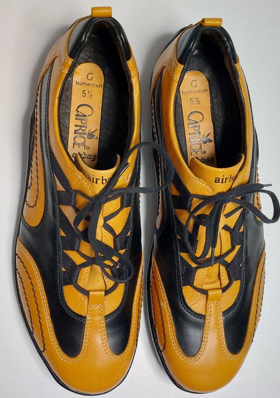 Neue Caprice Damen Halbschuh Leder in der Größe 38,5 (5,5)