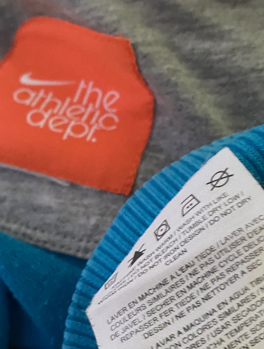 Nike Damen Strickjacke in der Größe 40