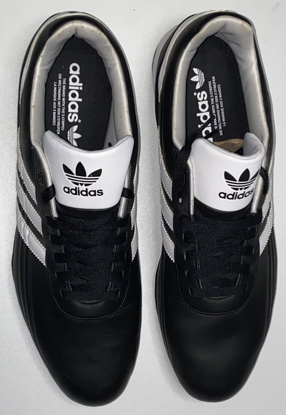 Neue Adidas G43847 Herren Schuhe in der Größe 45 1/3 (UK 10,5)