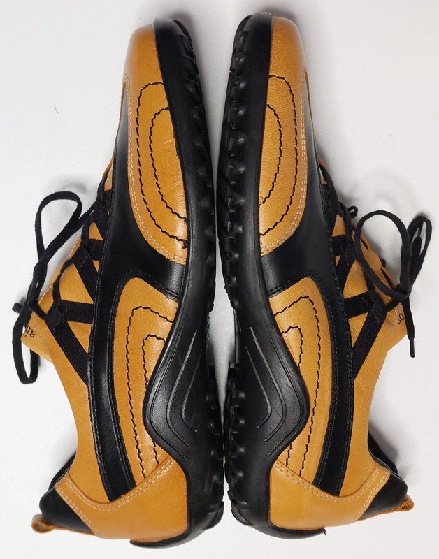 Neue Caprice Damen Halbschuh Leder in der Größe 38,5 (5,5)