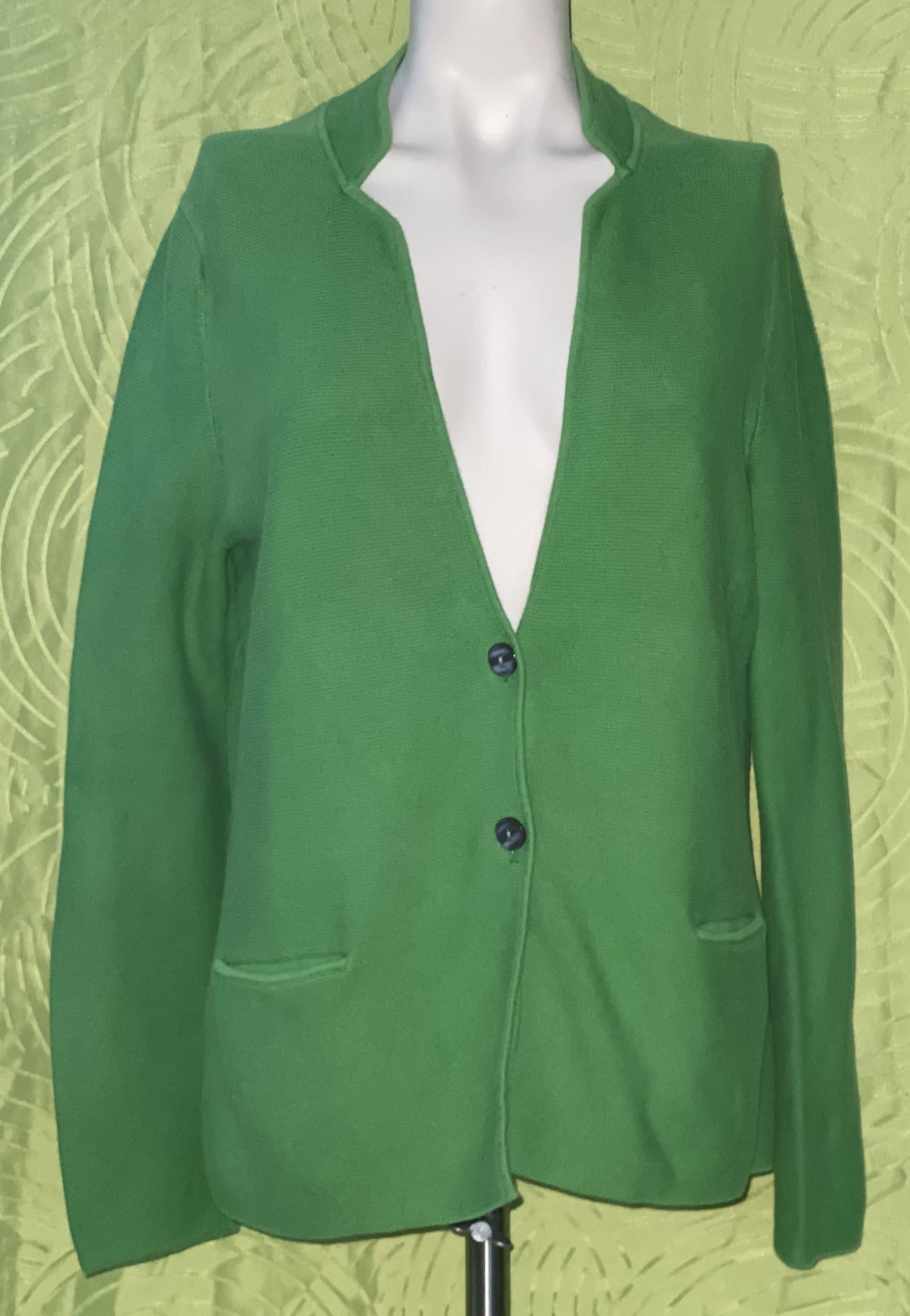 Christian Berg Damen Strickjacke in der Größe 40  im sehr guten Zustand