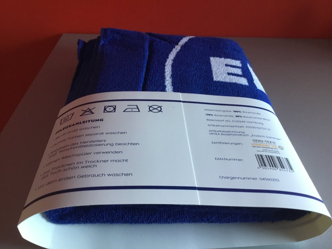 Badetuch - Wärmflasche - Umhängetasche - NIVEA - NIVEA NIVEA 