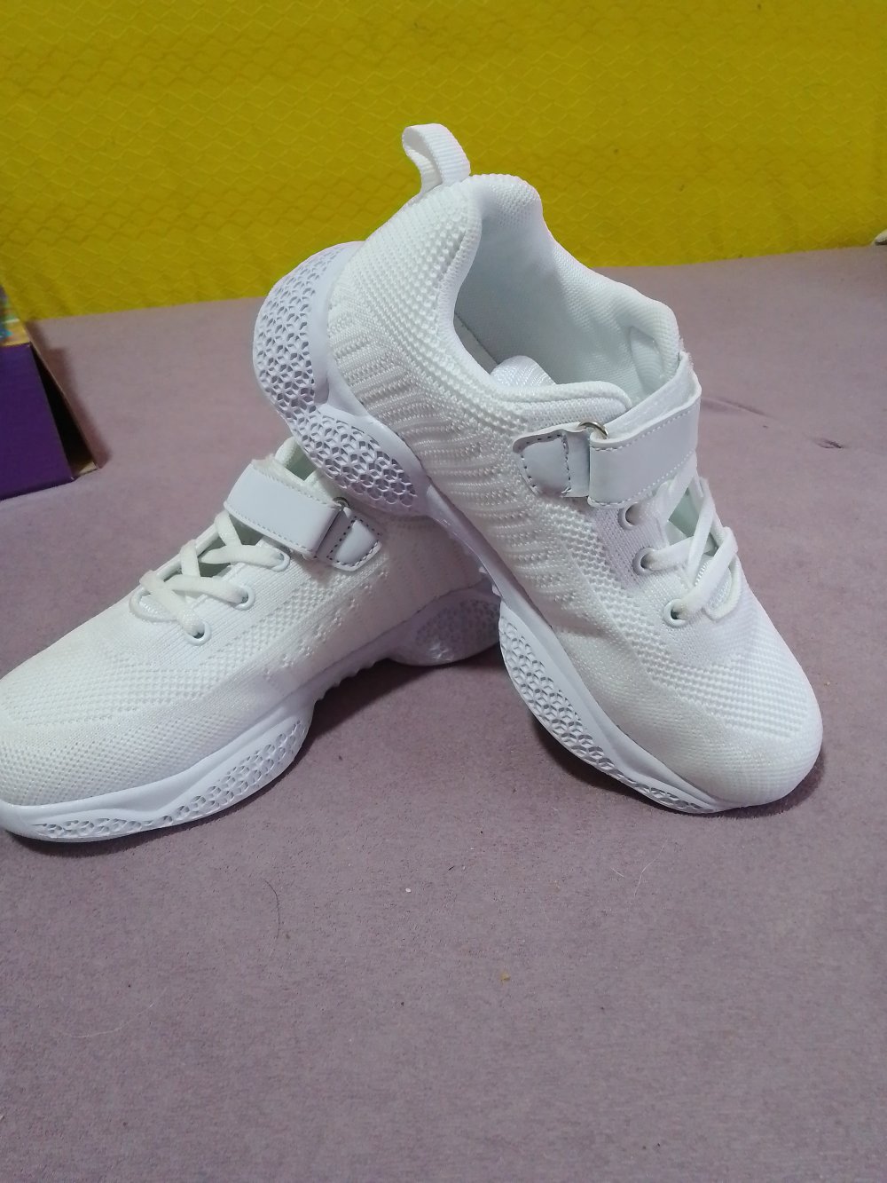 Turnschuhe 36