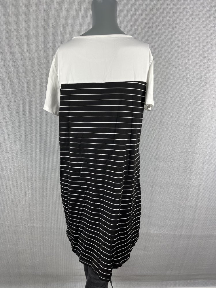 Neues SHEIN Kleid - Größe L