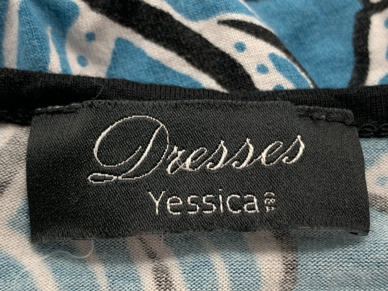 Yessica Kleid - Größe M