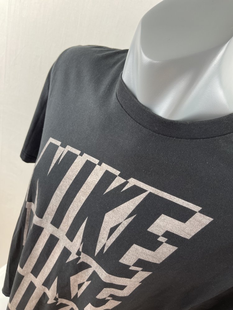 Nike T-Shirt - Größe L