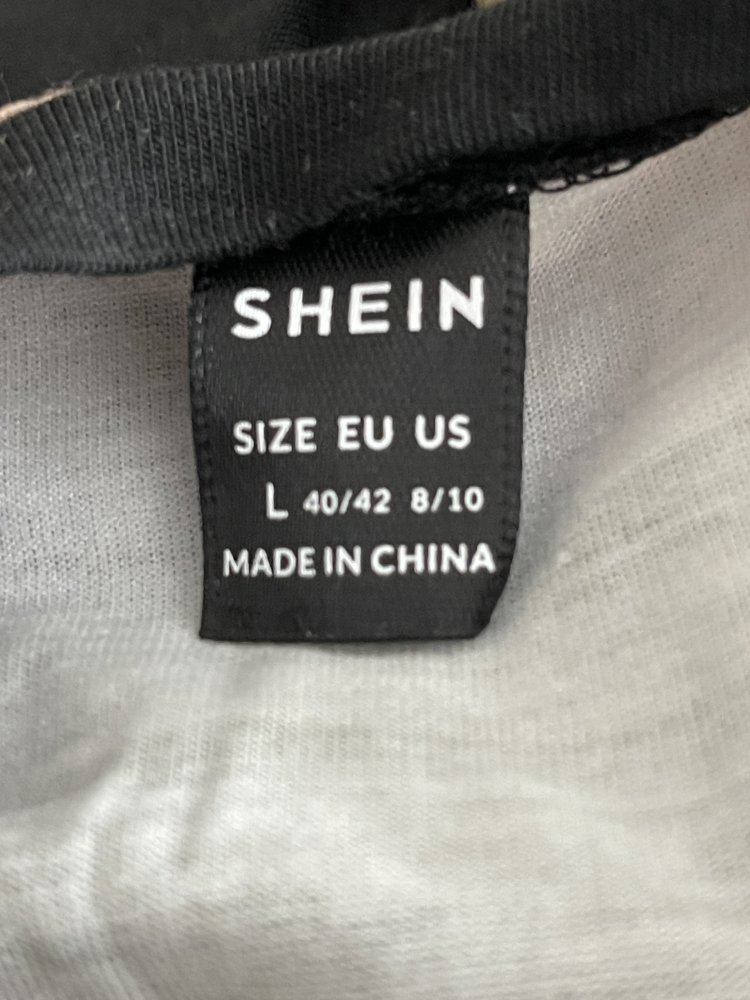 Shein T-Shirt - Größe L