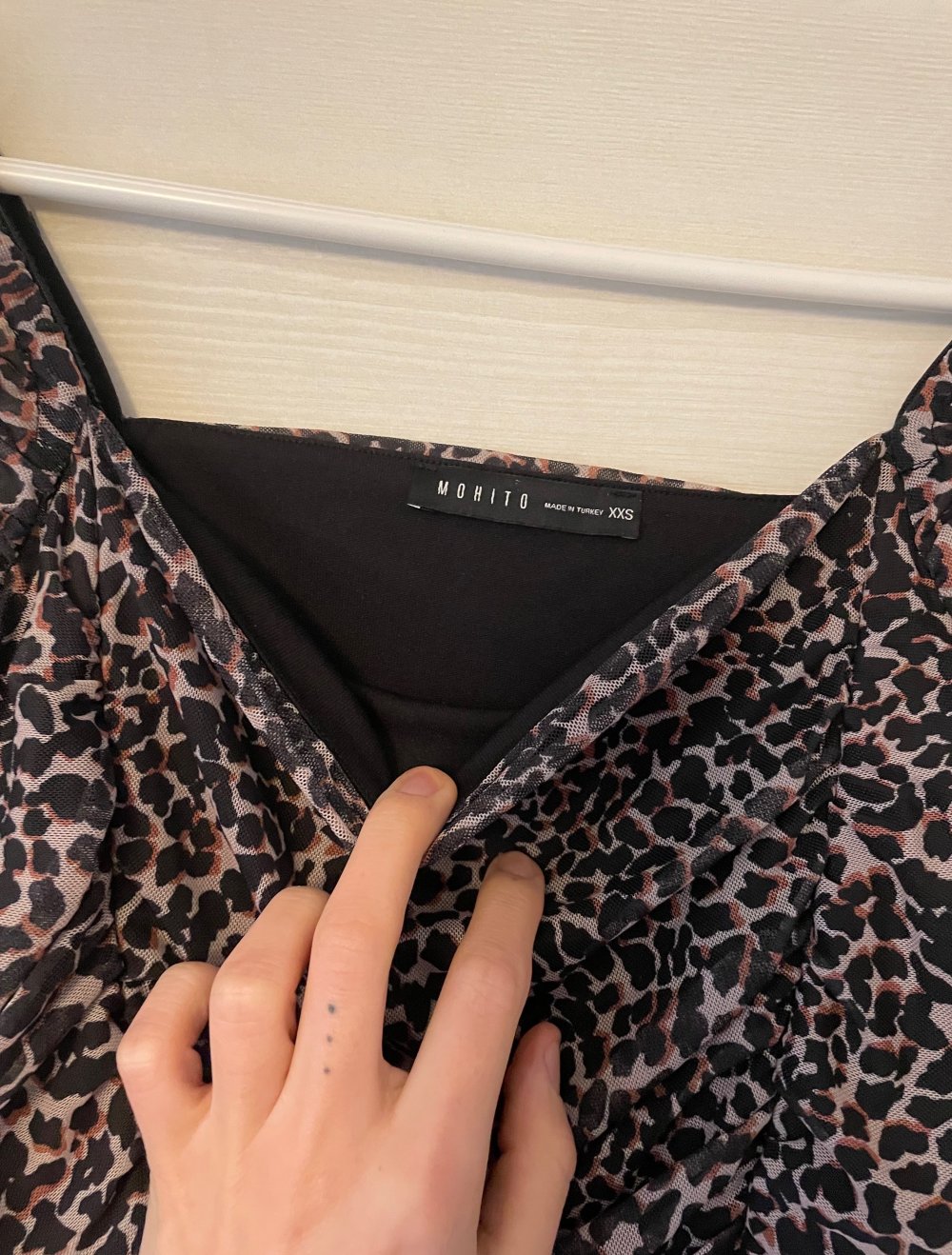 gepunktetes Kleid