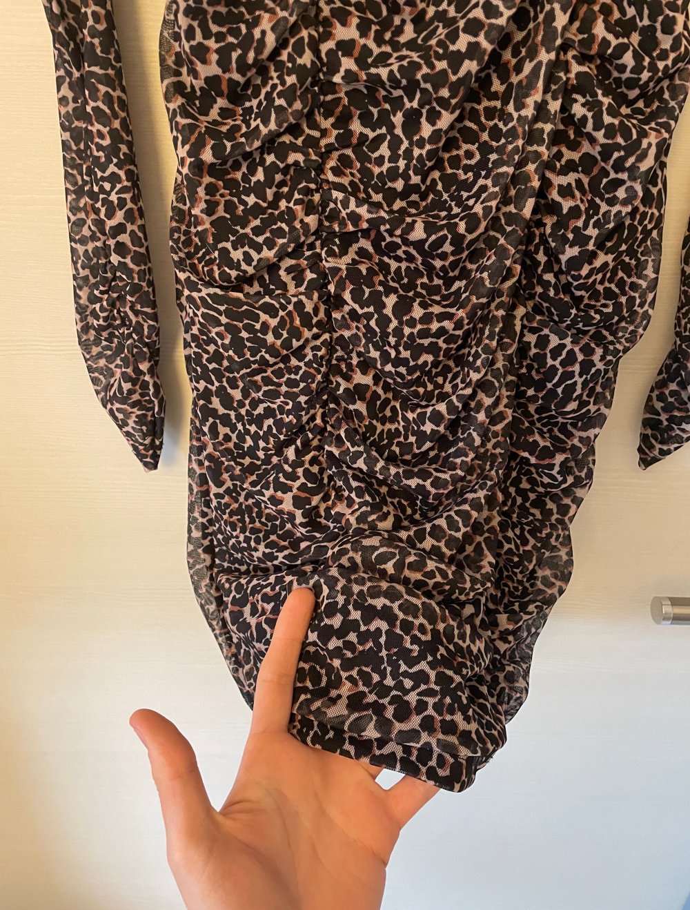 gepunktetes Kleid
