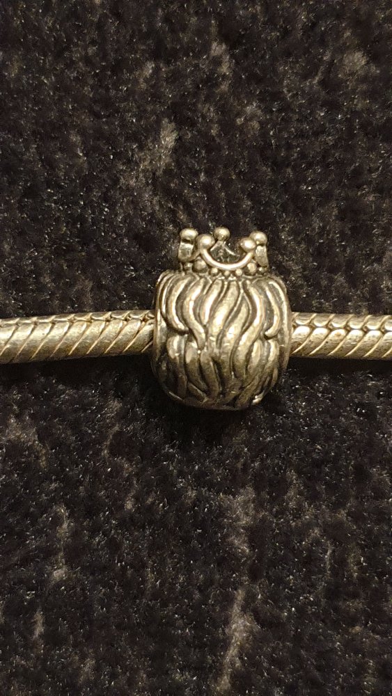 Pandora Löwe Kopf König Krone Lion King Charm, guter Zustand