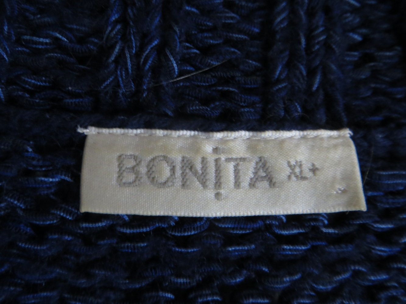 2 Bonita Kurzarm-Pullover, bzw.Jacke Größe XL 