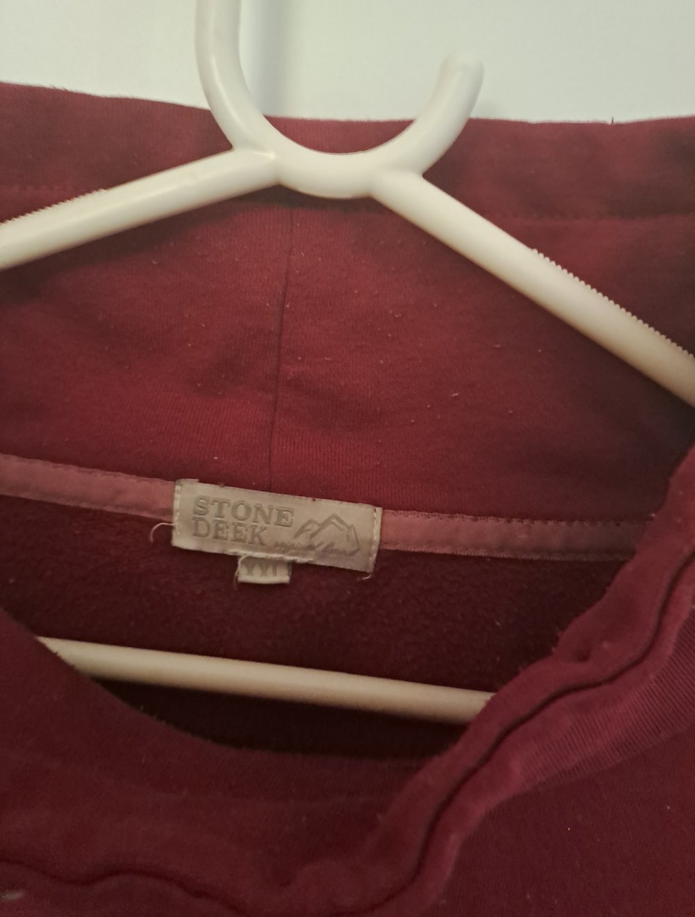 Stone Deek Pullover