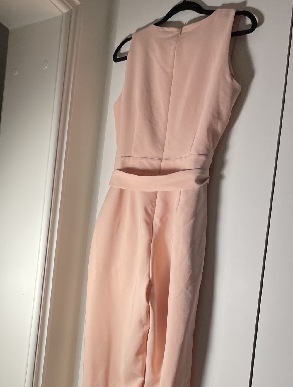 Lachsfarbener Jumpsuit