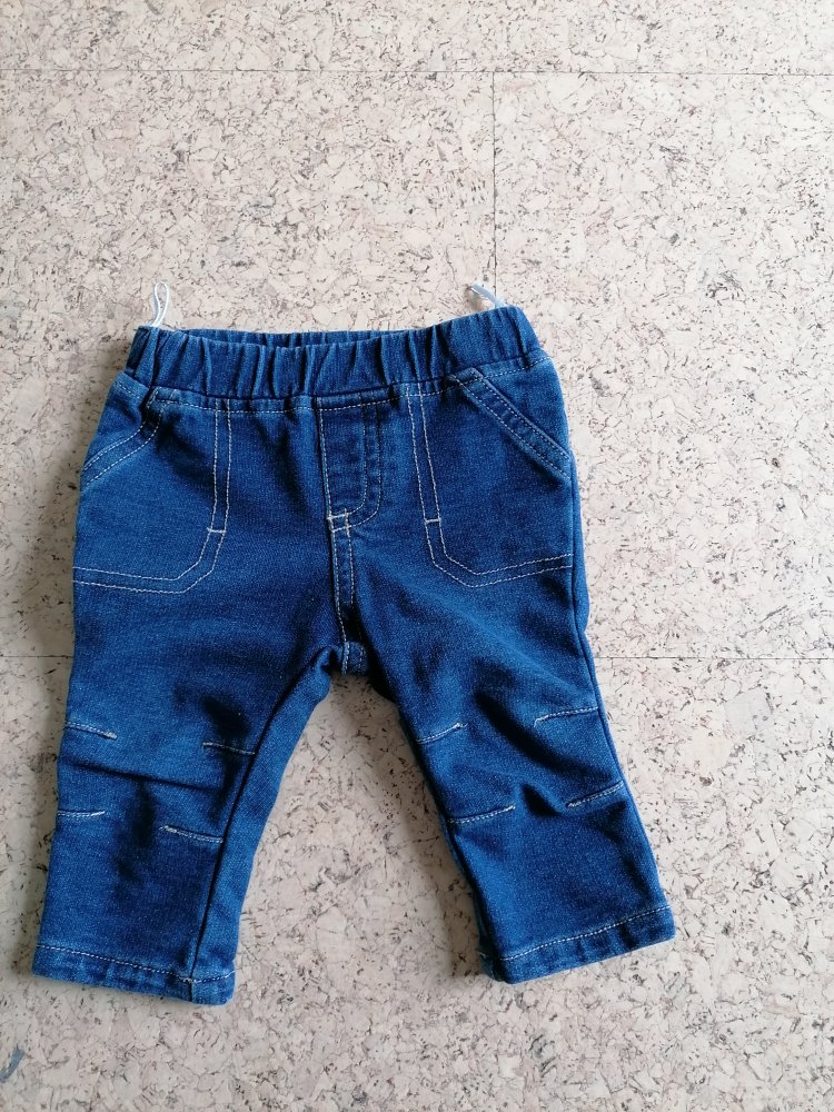 Jeans, Gr. 62, C und A