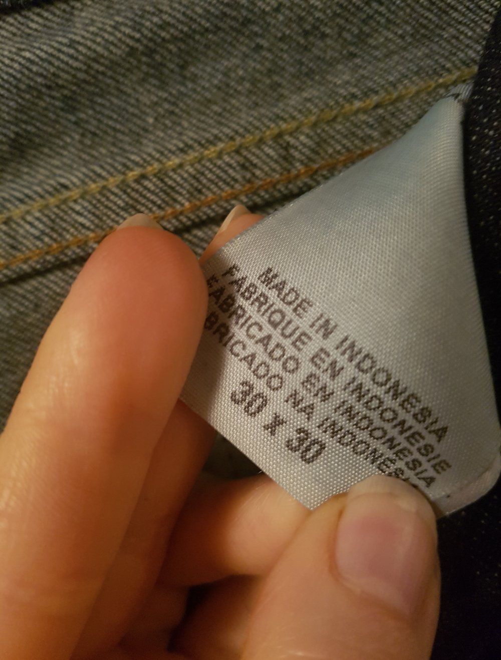 wie neu Levis Jeanshose demi curve Gr 30x30 ( 38/40) Bootcut