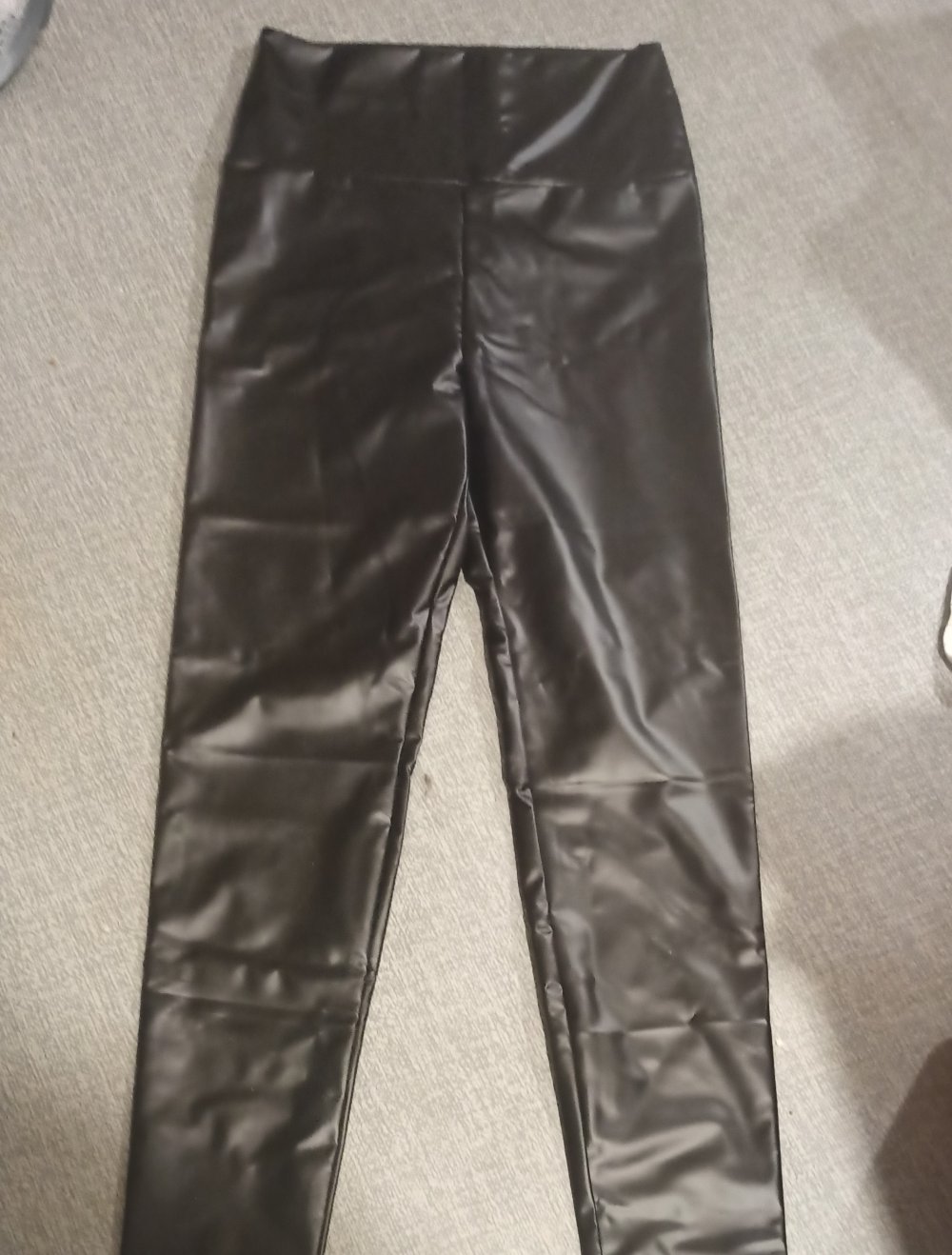 Leder Imitat Leggings mit hohe Taille