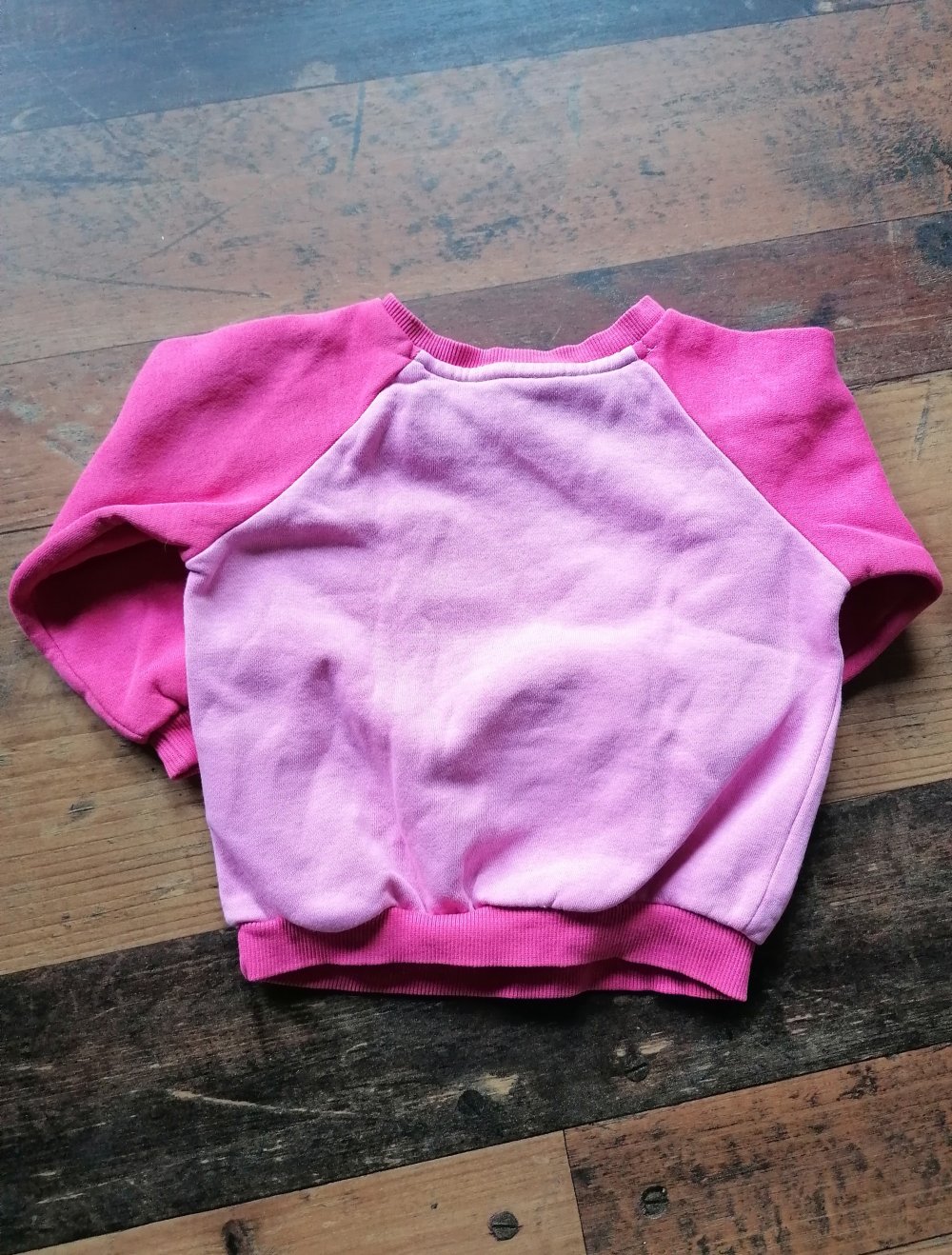 Schicker Jogginganzug von Adidas, Gr. 80