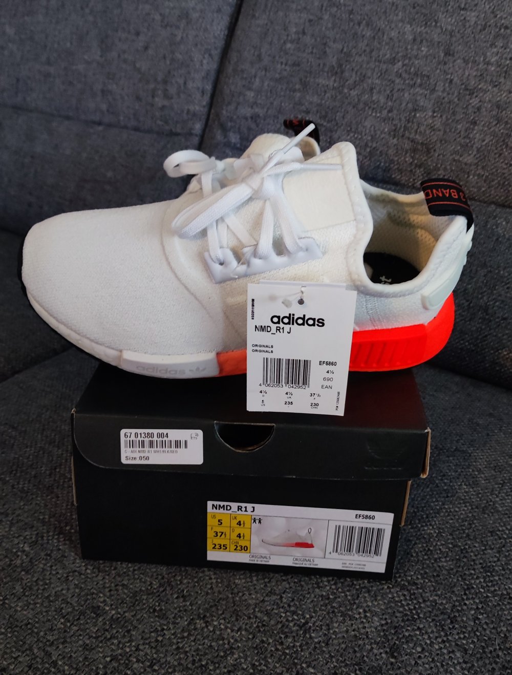 Adidas NMD R1 Größe 37 1/3 NEU