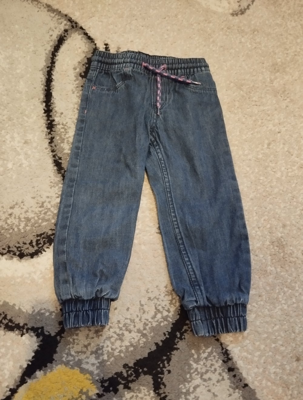 Dünne lockere Jeans in Gr.92