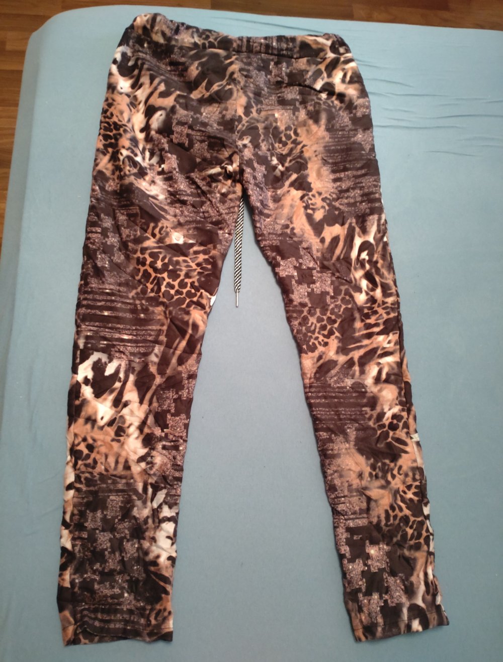 NEU stylische Hose